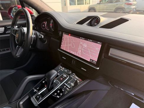 Used 2021 Porsche Cayenne GTS AWD/4WD image 22