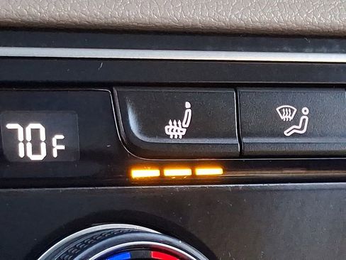 Used 2021 Volkswagen Atlas SE w/ Panoramic Sunroof Package image 27