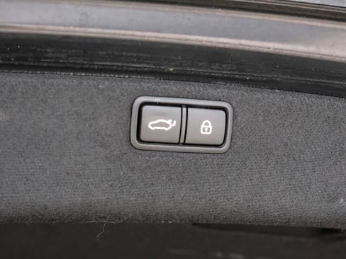 Used 2019 Genesis G80 3.3T Sport RWD image 59