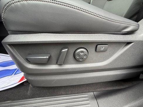 New 2025 Nissan Armada Platinum Reserve image 13