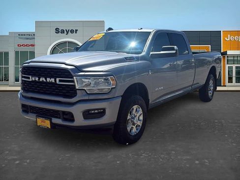 Used 2022 RAM 3500 Big Horn w/ Level A Equipment Group AWD/4WD image 3