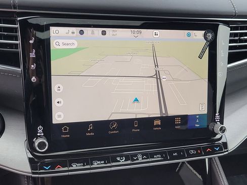 New 2026 Jeep Grand Wagoneer Limited image 24