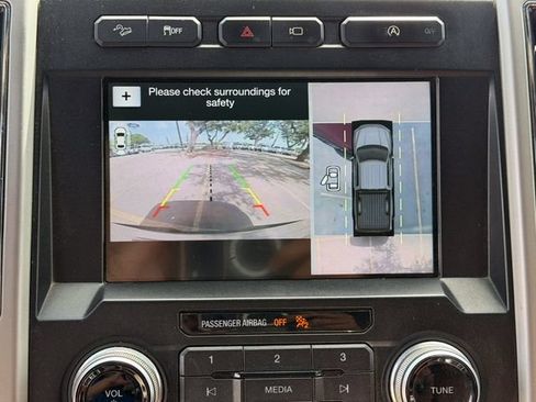 Used 2018 Ford F150 King Ranch w/ Equipment Group 601A Luxury AWD/4WD image 16