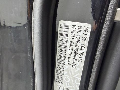 Certified 2024 Jeep Grand Cherokee Limited RWD image 36