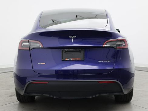 Used 2023 Tesla Model Y Long Range AWD/4WD image 7