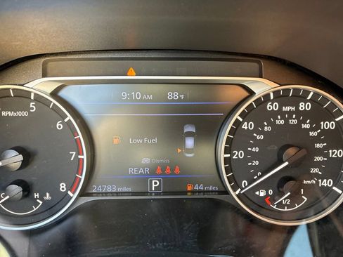 Used 2023 Nissan Altima 2.5 SR w/ SR Premium Package FWD image 18