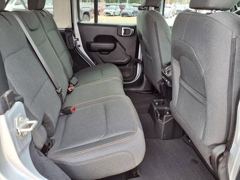 Used 2024 Jeep Wrangler Sport S image 20