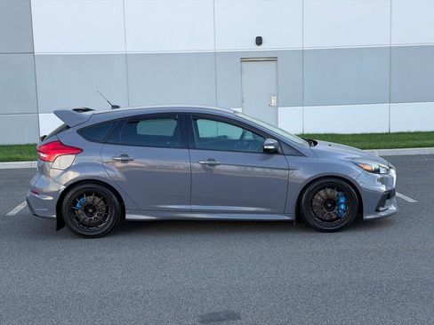 Used 2017 Ford Focus RS image 4