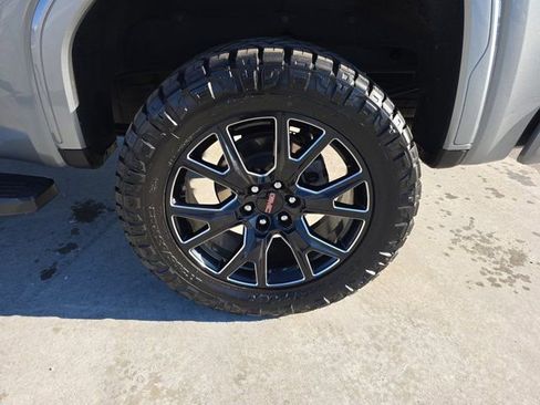Used 2024 GMC Sierra 1500 Denali w/ Technology Package image 27
