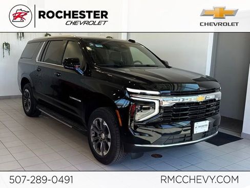 New 2026 Chevrolet Suburban LS w/ Max Trailering Package AWD/4WD image 1