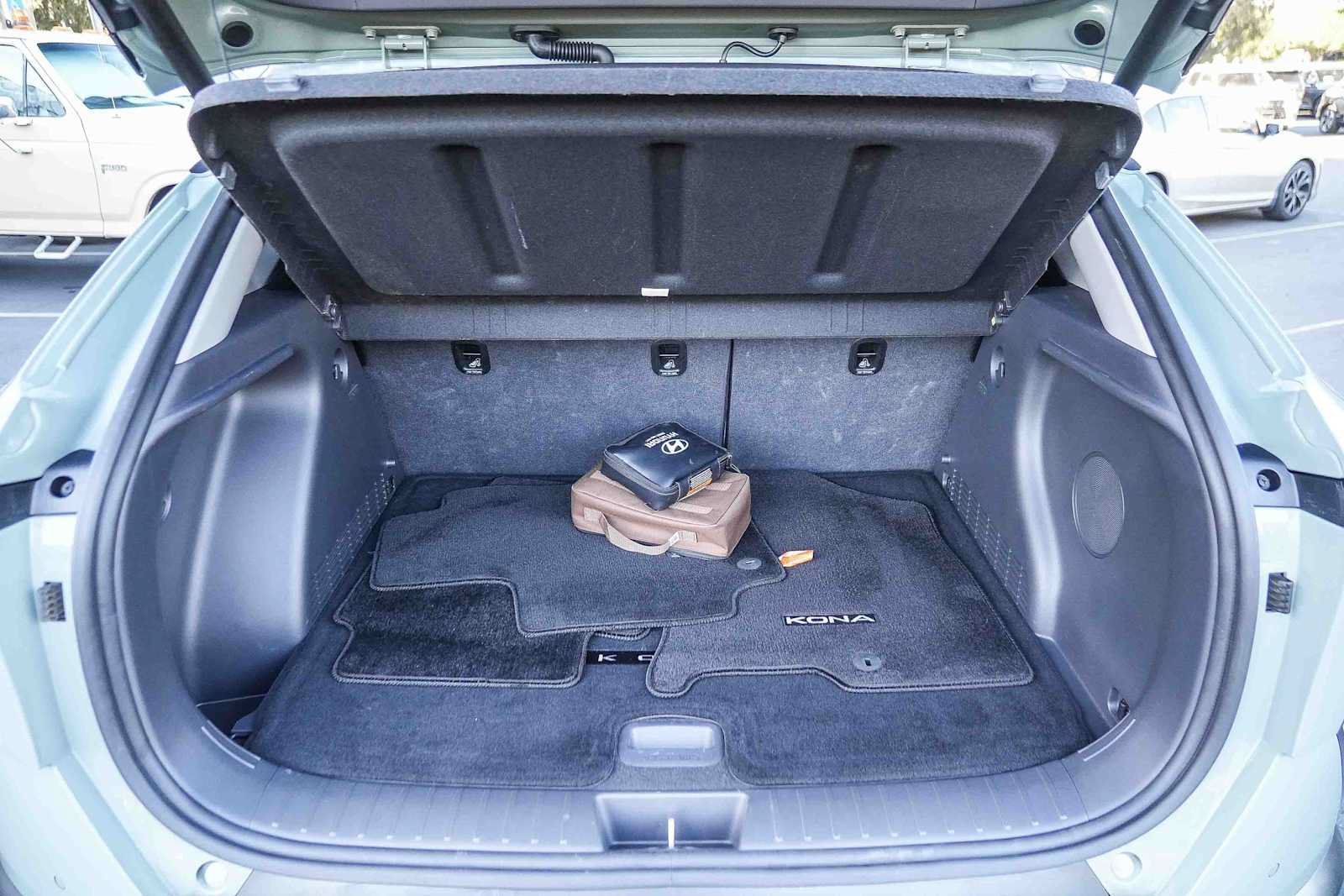 Certified 2024 Hyundai Kona Limited FWD image 26