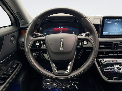 Used 2022 Lincoln Corsair Reserve w/ Equipment Group 201A image 12