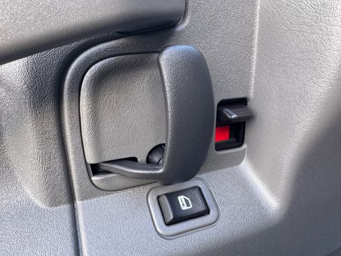 Used 2025 Chevrolet Express 2500 Extended w/ Communications Package image 15