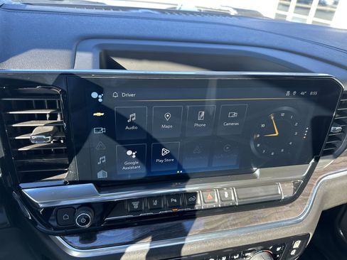 Used 2024 Chevrolet Silverado 2500 LTZ w/ LTZ Premium Package image 17