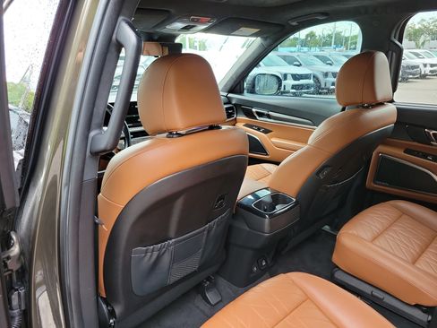 Certified 2023 Kia Telluride SX Prestige X-Line AWD/4WD image 17