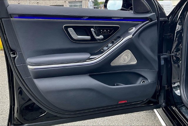 Certified 2023 Mercedes-Benz S 500 4MATIC image 18