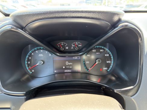 Used 2020 Chevrolet Colorado Z71 AWD/4WD image 32