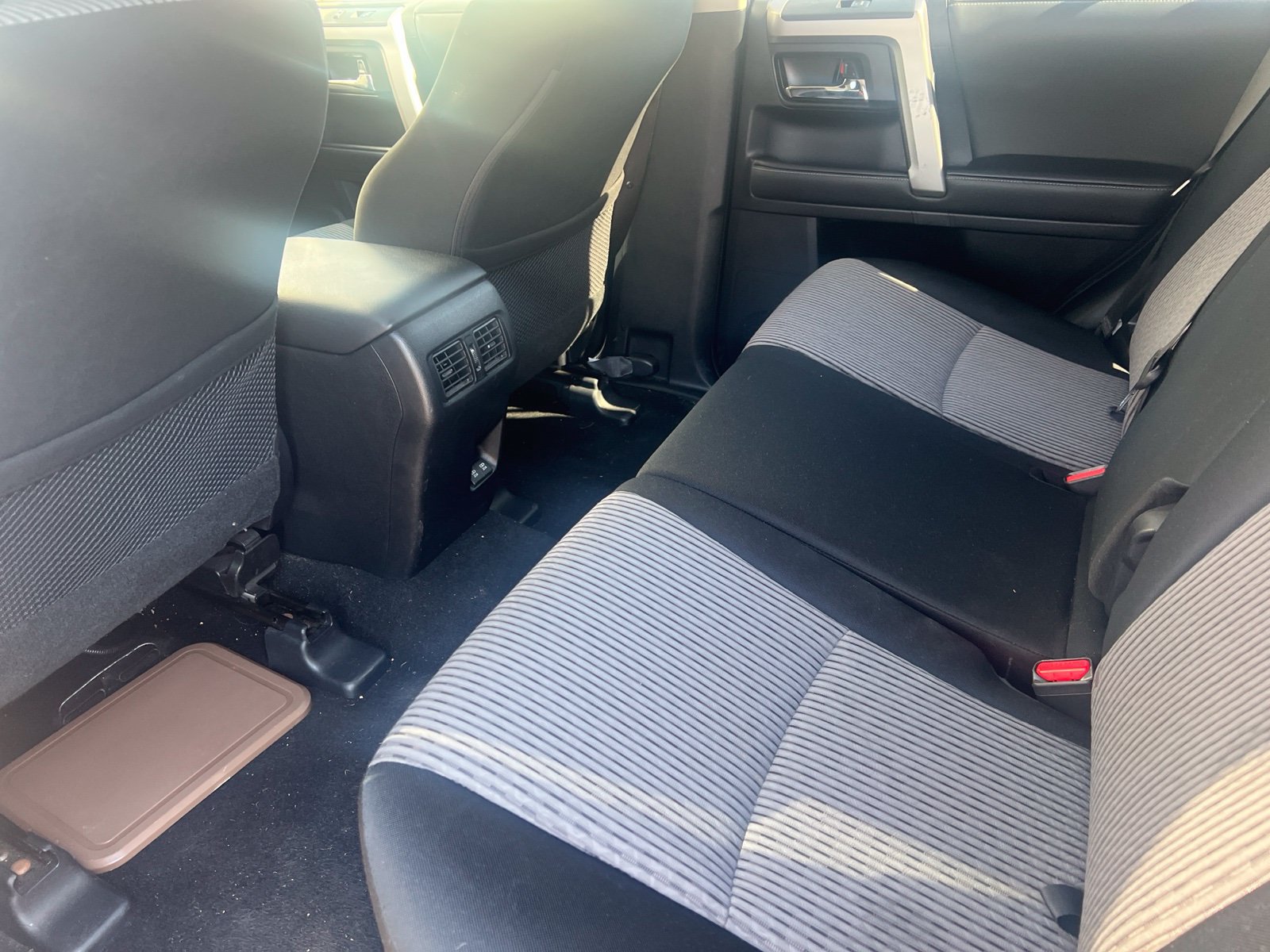 Certified 2022 Toyota 4Runner SR5 AWD/4WD image 6