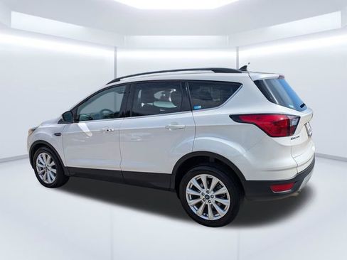 Used 2019 Ford Escape SEL FWD image 6