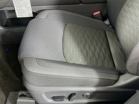 New 2026 Nissan Pathfinder SV image 18