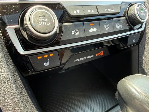 Used 2020 Honda Civic Touring image 30