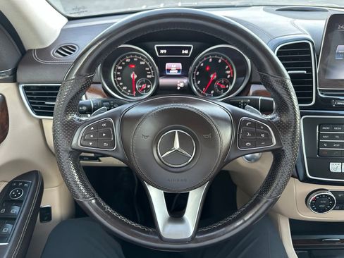 Used 2019 Mercedes-Benz GLS 450 4MATIC w/ Premium 1 Package image 3