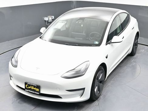 Used 2023 Tesla Model 3 Standard Range image 46