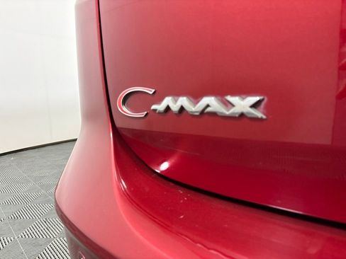 Used 2015 Ford C-MAX SEL w/ Equipment Group 302A FWD image 10
