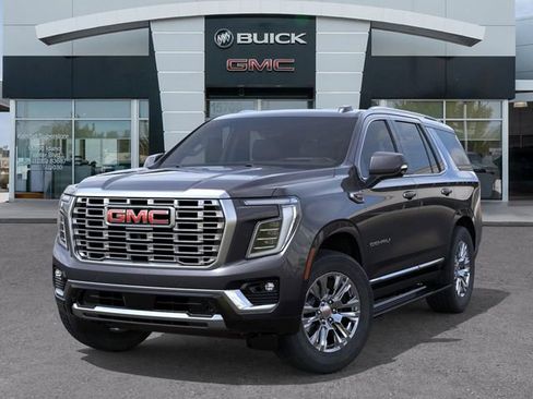 Used 2026 GMC Yukon Denali w/ Sun & Power Step Package AWD/4WD image 6