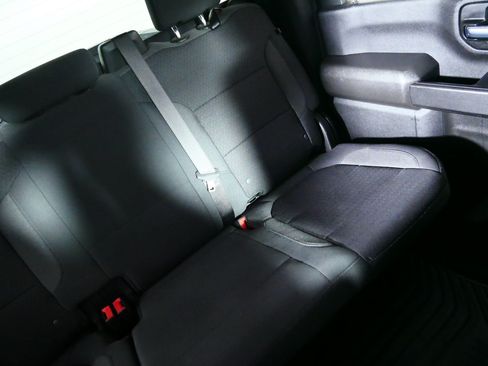 Certified 2022 Chevrolet Silverado 2500 Custom w/ Custom Value Package AWD/4WD image 14