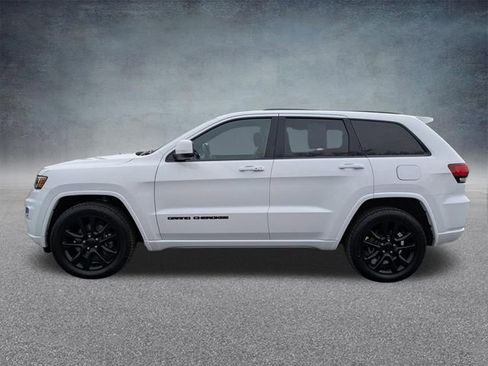 Used 2021 Jeep Grand Cherokee Laredo X image 7
