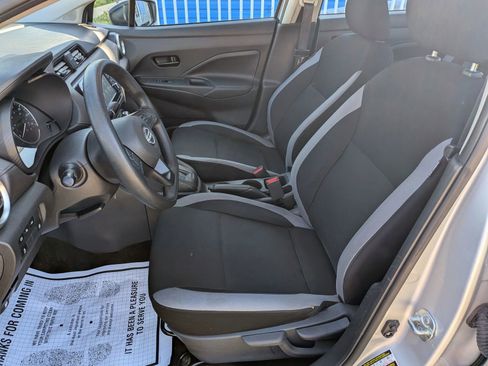 Used 2025 Nissan Versa S FWD image 20