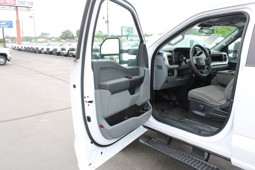 Used 2024 Ford F250 XL w/ XL Chrome Package AWD/4WD image 19