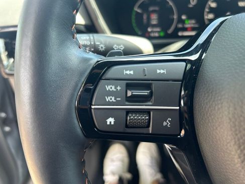 Used 2025 Honda CR-V Sport Touring image 17