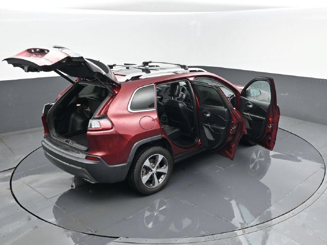 Used 2019 Jeep Cherokee Limited AWD/4WD image 28