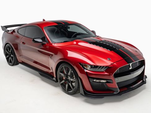 Used 2020 Ford Mustang Shelby GT500 w/ Carbon Fiber Track Pack RWD image 7