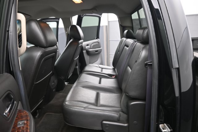 Used 2014 GMC Sierra 2500 Denali w/ Snow Plow Prep Package AWD/4WD image 15