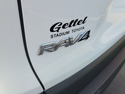 Used 2023 Toyota RAV4 XLE image 6