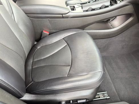 Used 2019 Buick LaCrosse Essence w/ Sun and Shade Package FWD image 30