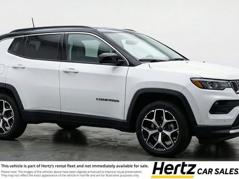Used 2025 Jeep Compass Limited image 1