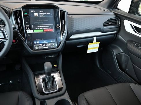 New 2025 Subaru Forester Limited w/ Popular Package image 10