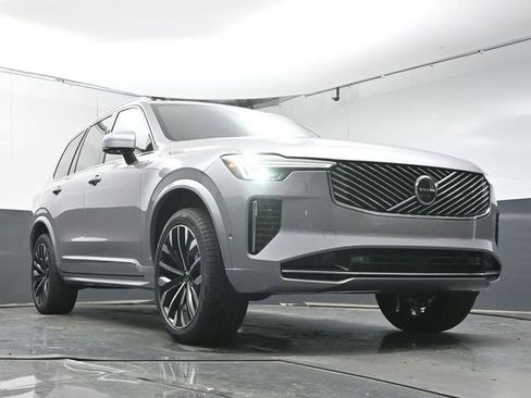 New 2026 Volvo XC90 B6 Plus w/ Protection Package Premier AWD/4WD image 35