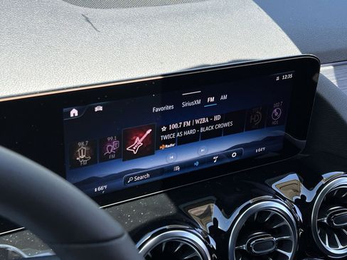 New 2026 Mercedes-Benz GLA 250 4MATIC image 23
