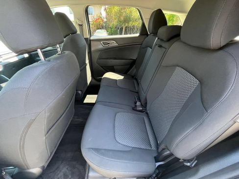 Used 2025 Kia Sportage LX FWD image 24