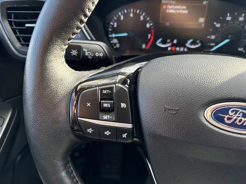 Certified 2021 Ford Escape SE w/ SE Sport Appearance Package image 29