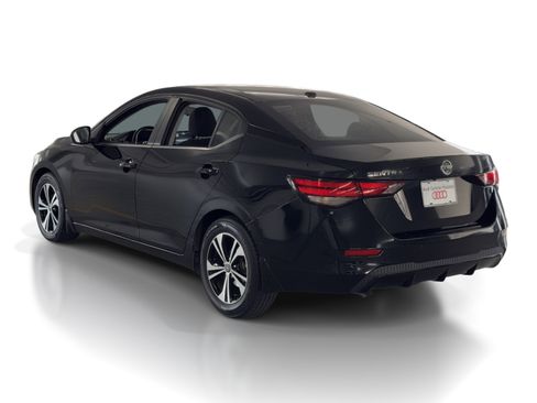 Used 2021 Nissan Sentra SV image 3