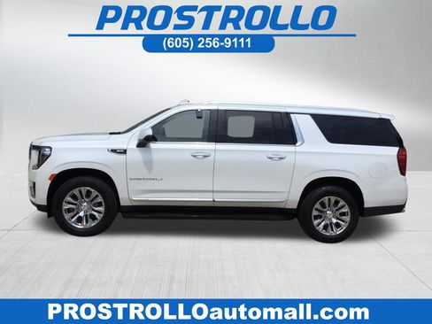 Used 2023 GMC Yukon XL Denali w/ LPO, Floor Liner Package AWD/4WD image 1