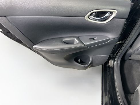 Used 2017 Nissan Sentra SV FWD image 24