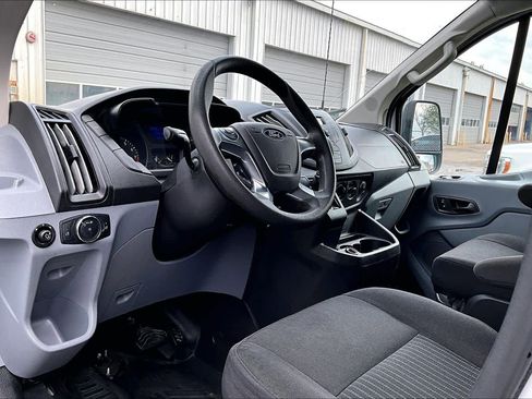 Used 2018 Ford Transit 250 130 Low Roof w/ Exterior Upgrade Package image 18