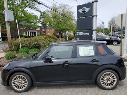 New 2026 MINI Cooper S FWD image 2